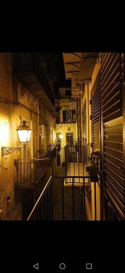 A Due Passi Appartament Hotel Palermo Eksteriør billede