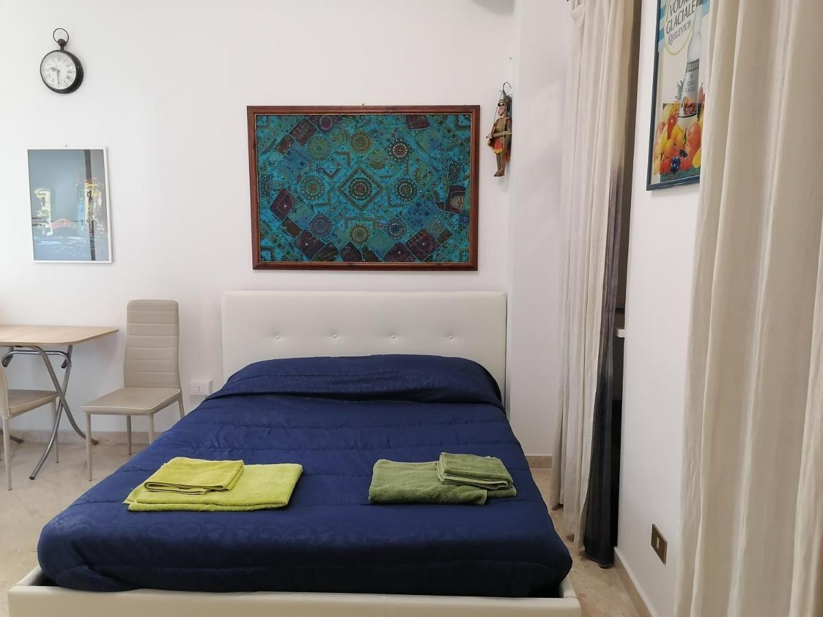 A Due Passi Appartament Hotel Palermo Eksteriør billede